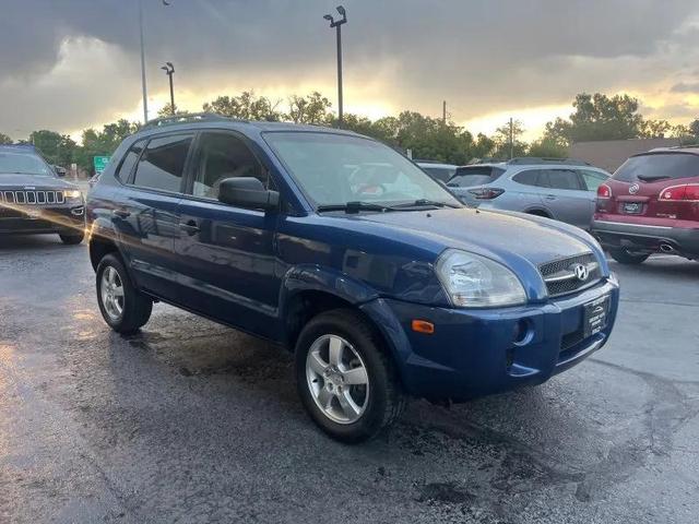 Photo of 2005 Nautical Blue Hyundai TUCSON
