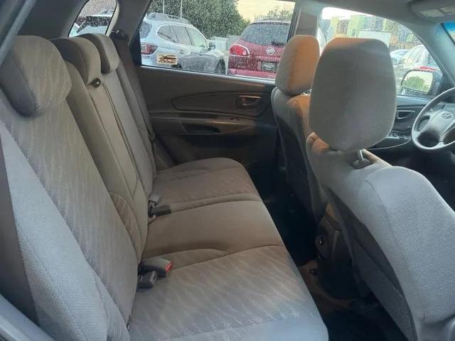 Photo of 2005 Nautical Blue Hyundai TUCSON