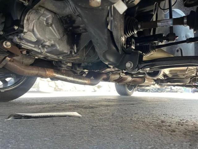 Photo of 2016 Shadow Black Ford Explorer