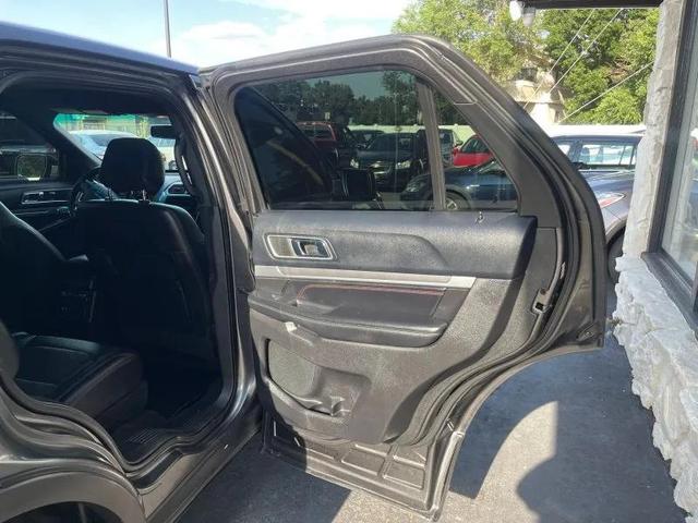 Photo of 2016 Shadow Black Ford Explorer