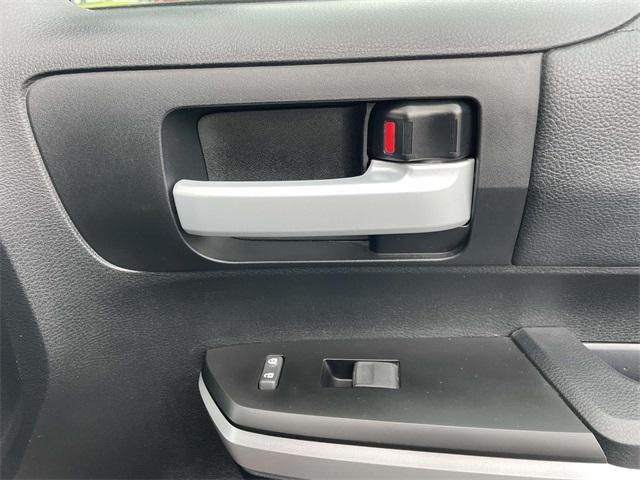 Photo of 2017 Barcelona Red Metallic Toyota Tundra