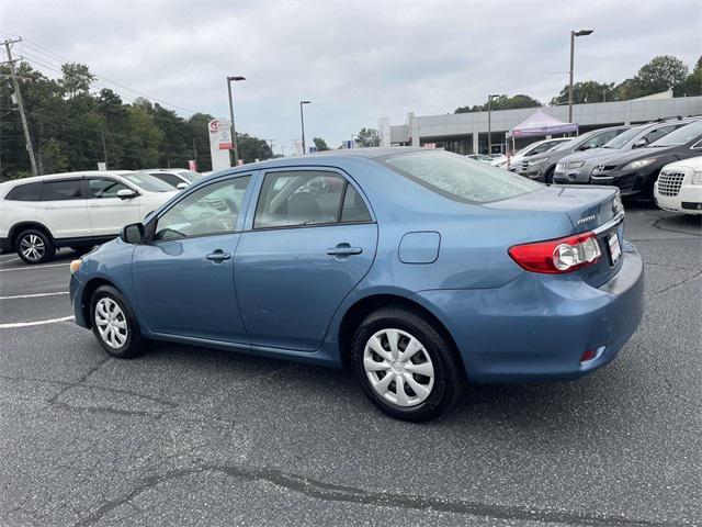 Photo of 2013 Tropical Sea Metallic Toyota Corolla
