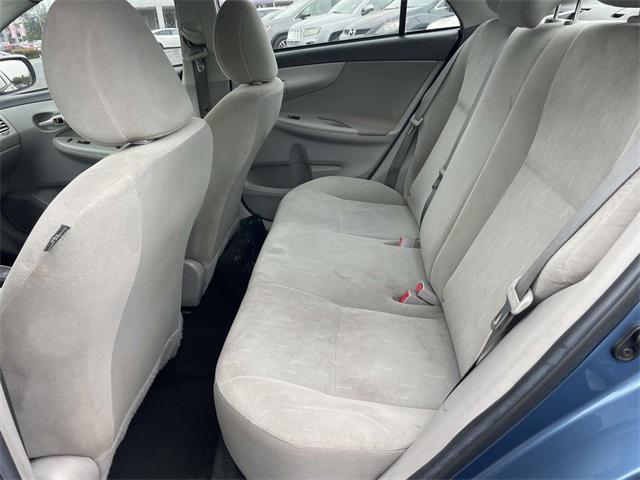 Photo of 2013 Tropical Sea Metallic Toyota Corolla