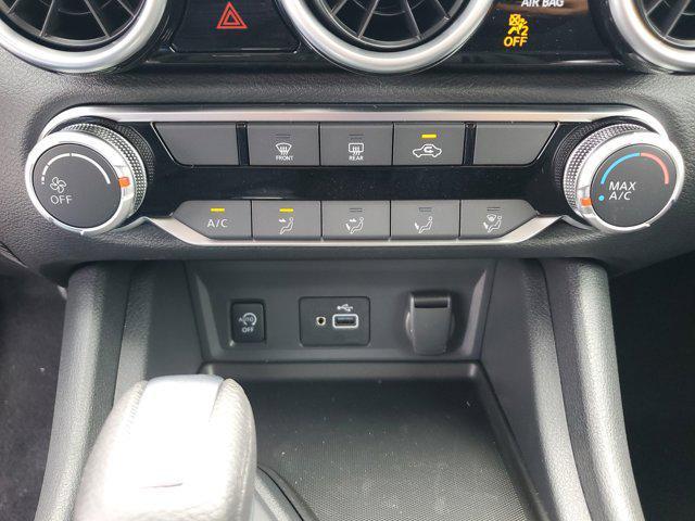 Photo of 2025 Super Black Nissan Sentra