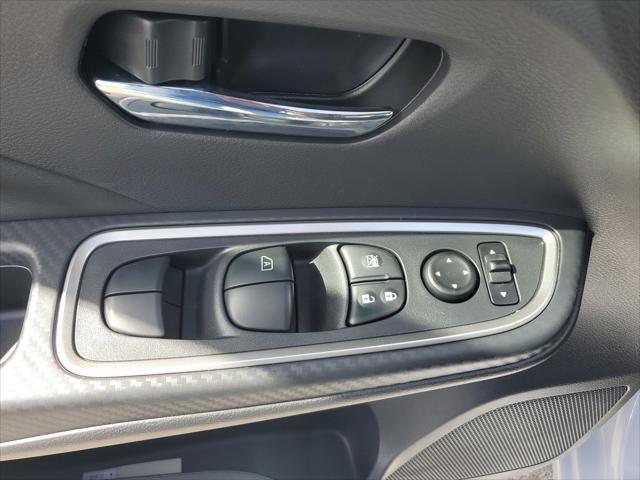 Photo of 2025 Gray Sky Pearl Nissan Versa