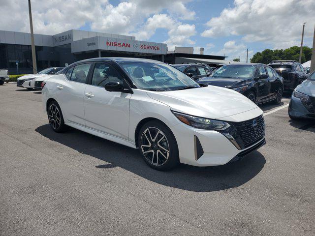 Photo of 2025 Aspen White Tricoat/Super Black Nissan Sentra