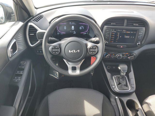 Photo of 2024 Gravity Gray Kia Soul