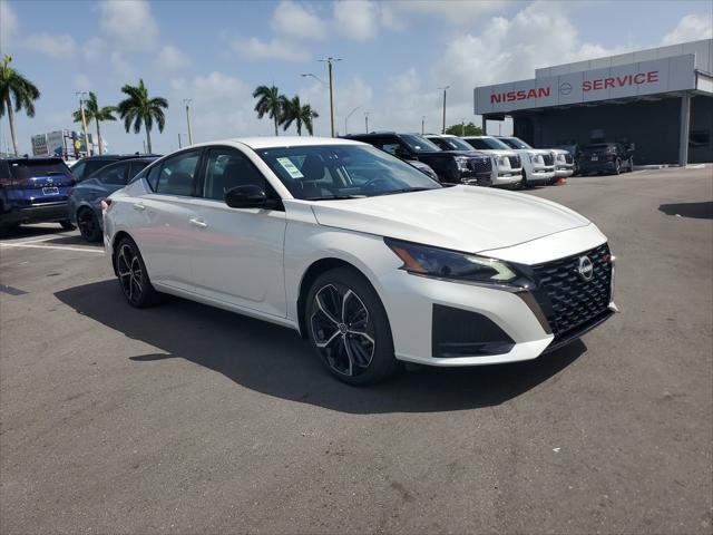 Photo of 2025 Pearl White Tricoat Nissan Altima