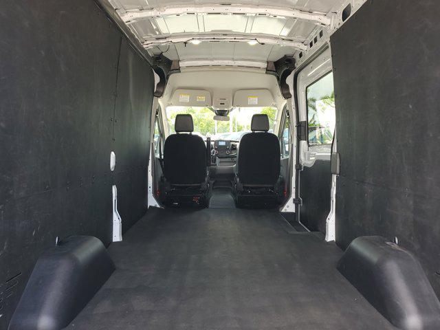Photo of 2024 OXFORD WHITE Ford Transit-250
