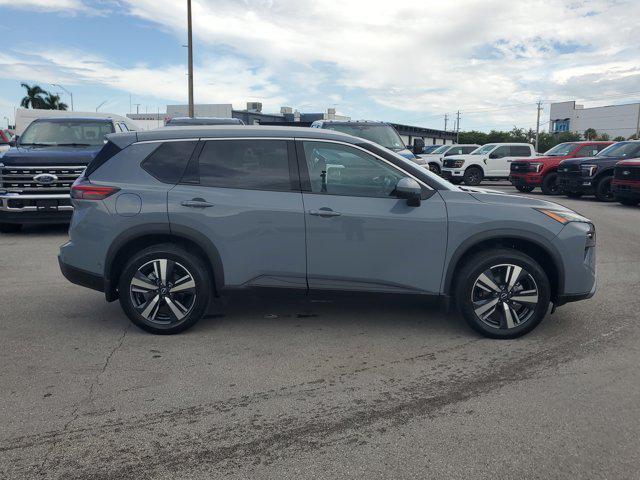 Photo of 2024 Boulder Gray Pearl Nissan Rogue