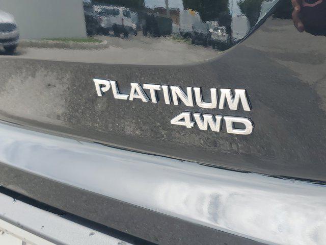 Photo of 2024 Super Black Nissan Pathfinder