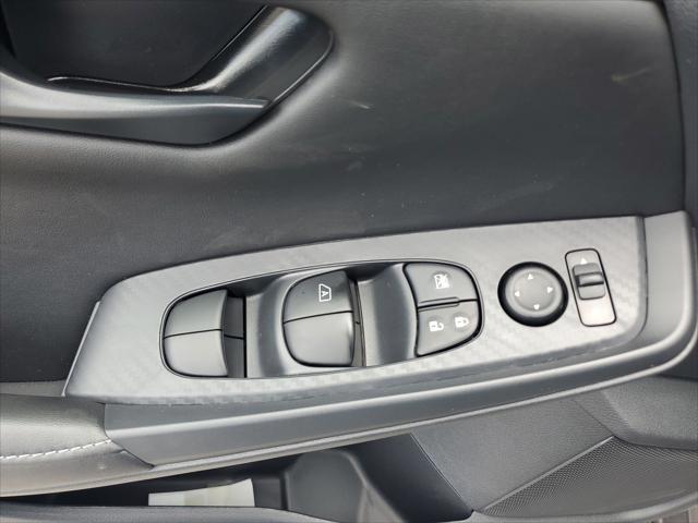 Photo of 2025 Gun Metallic Nissan Sentra