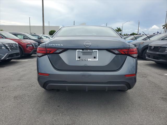 Photo of 2025 Gun Metallic Nissan Sentra