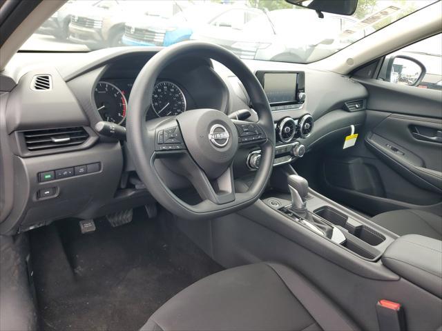 Photo of 2025 Gun Metallic Nissan Sentra