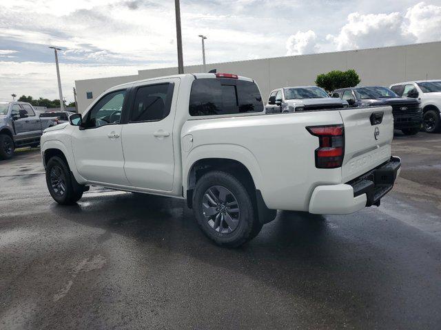 Photo of 2025 Glacier White Nissan Frontier