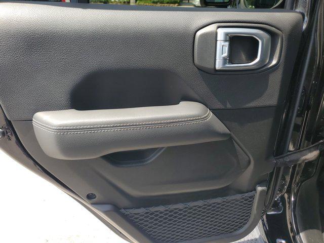 Photo of 2021 Black Clearcoat Jeep Wrangler Unlimited 4xe