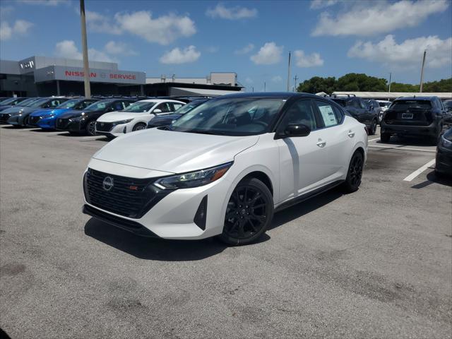 Photo of 2025 Aspen White Tricoat/Super Black Nissan Sentra