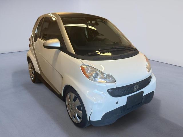 Photo of 2015 Crystal White smart ForTwo