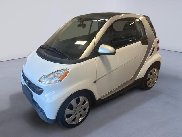 Photo of 2015 Crystal White smart ForTwo