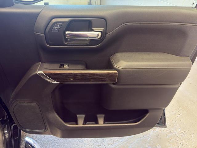Photo of 2019 Black Chevrolet Silverado 1500