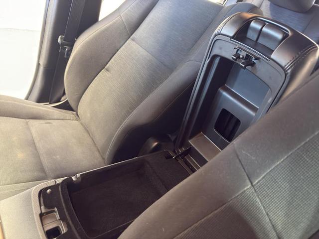 Photo of 2017 Diamond Black Crystal Pearlcoat Jeep Grand Cherokee