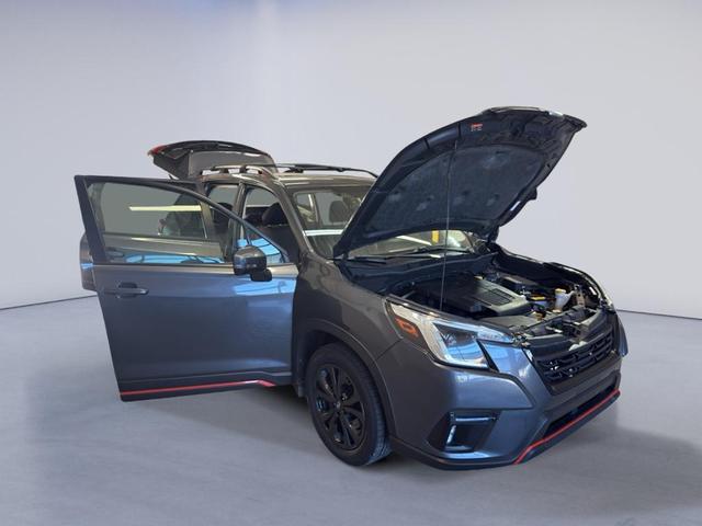 Photo of 2022 Magnetite Gray Metallic Subaru Forester