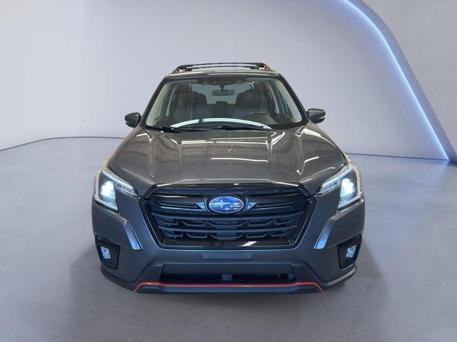 Photo of 2022 Magnetite Gray Metallic Subaru Forester