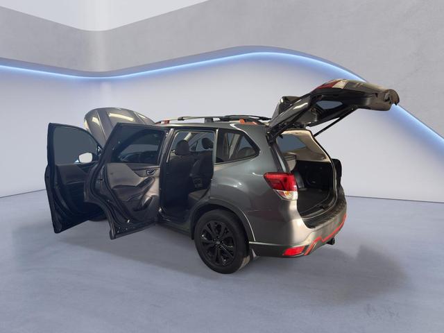 Photo of 2022 Magnetite Gray Metallic Subaru Forester