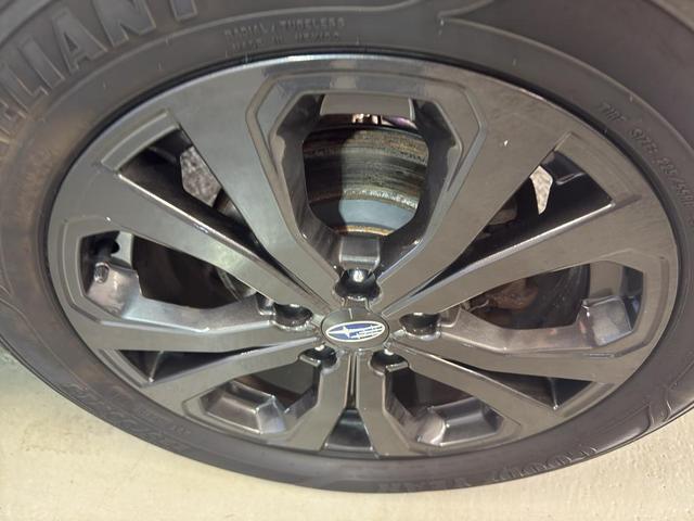 Photo of 2022 Magnetite Gray Metallic Subaru Forester