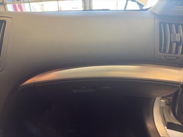 Photo of 2013 Liquid Platinum INFINITI G37x