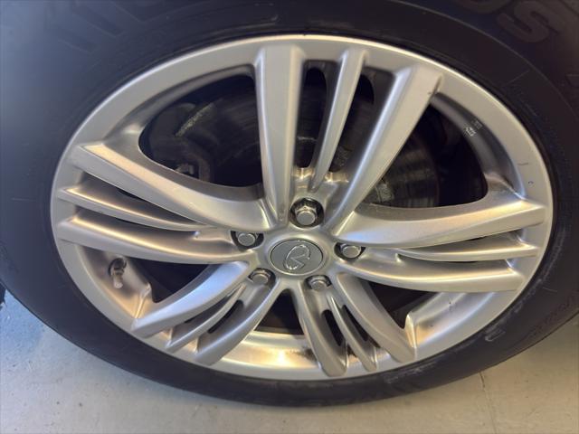 Photo of 2013 Liquid Platinum INFINITI G37x