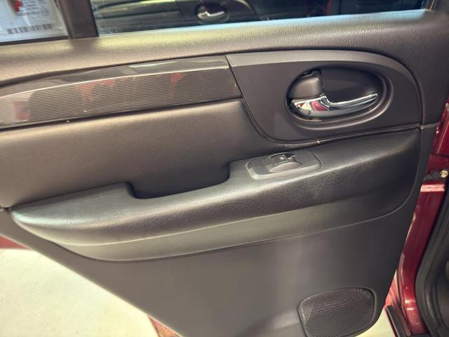 Photo of 2008 Red Jewel Tintcoat GMC Envoy