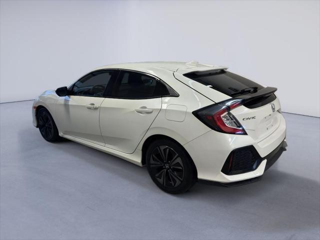 Photo of 2018 White Orchid Pearl Honda Civic
