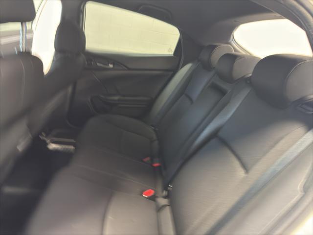 Photo of 2018 White Orchid Pearl Honda Civic