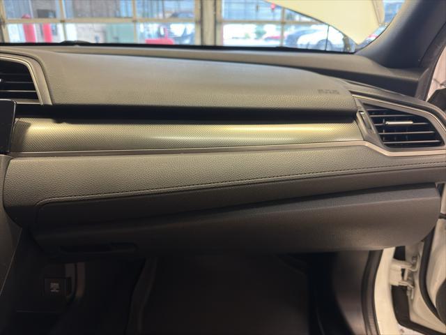 Photo of 2018 White Orchid Pearl Honda Civic