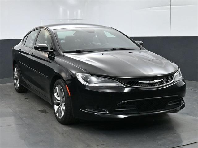 2016 Chrysler 200