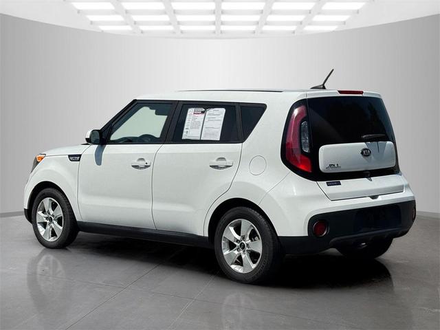 Photo of 2018 Clear White Kia Soul