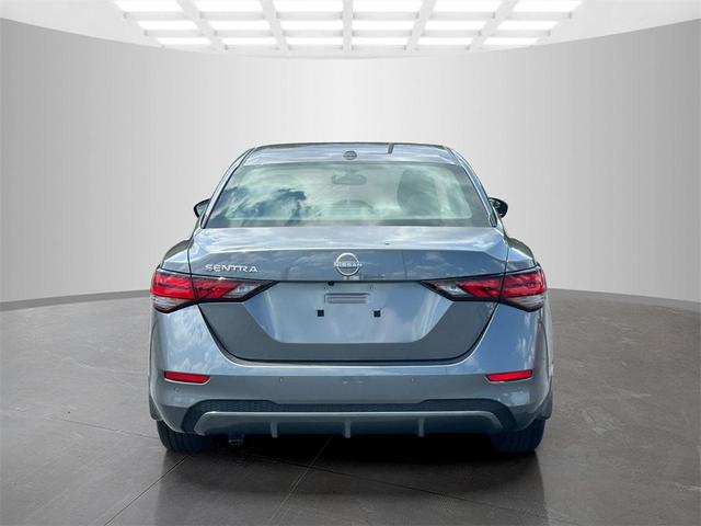Photo of 2025 Gun Metallic Nissan Sentra