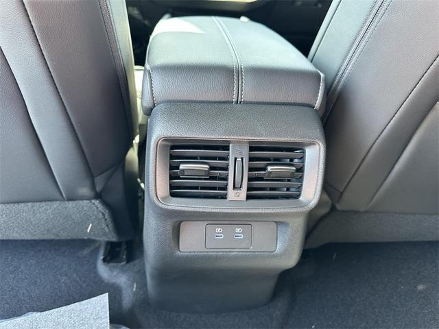 Photo of 2025 Champagne Silve Nissan Murano