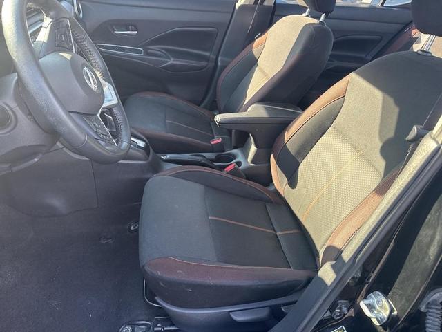 Photo of 2021 Black Nissan Versa