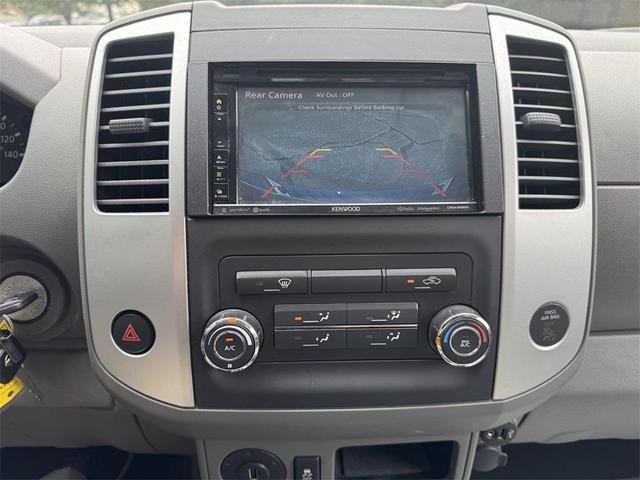 Photo of 2019 Glacier White Nissan Frontier