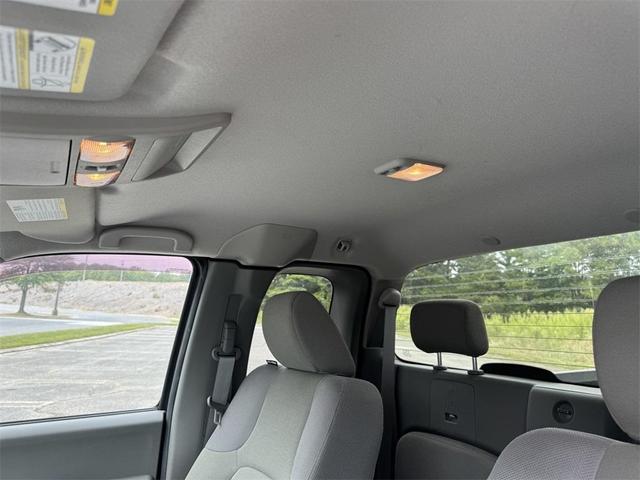 Photo of 2019 Glacier White Nissan Frontier