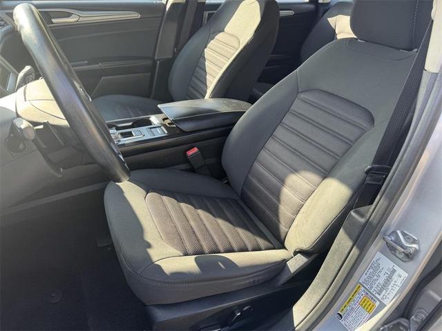 Photo of 2018 Ingot Silver Ford Fusion