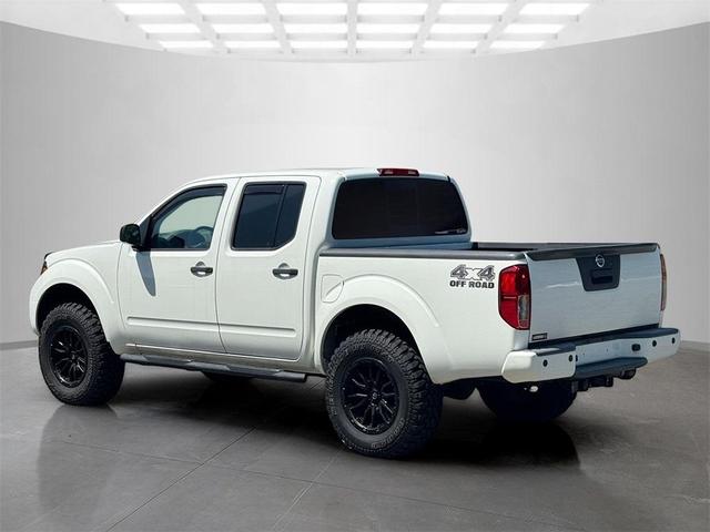 Photo of 2020 Glacier White Nissan Frontier