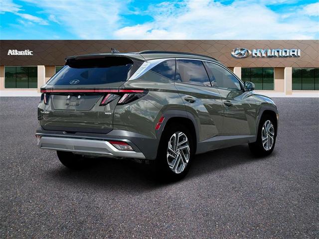 Photo of 2025 Green Hyundai TUCSON