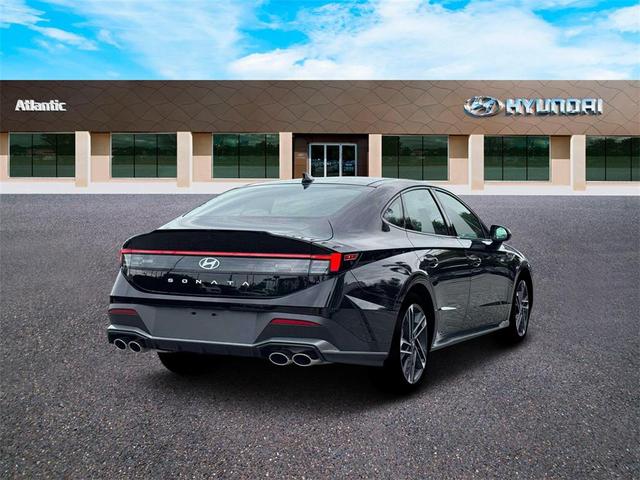Photo of 2026 Black Hyundai SONATA