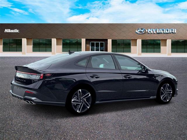 Photo of 2026 Black Hyundai SONATA