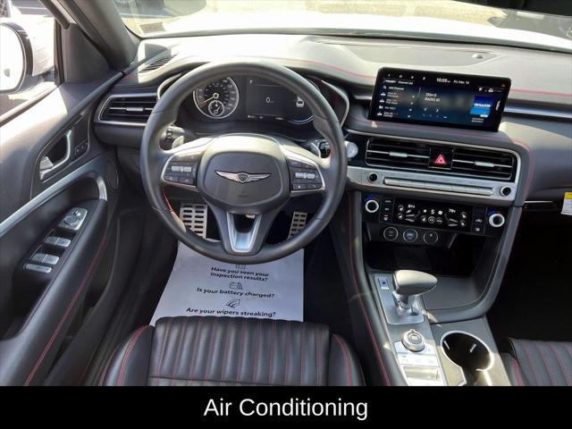 Photo of 2024 White Genesis G70