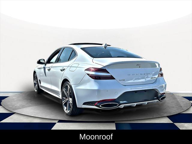Photo of 2024 White Genesis G70