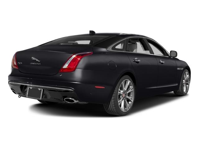 Photo of 2016 Polaris White Jaguar XJ